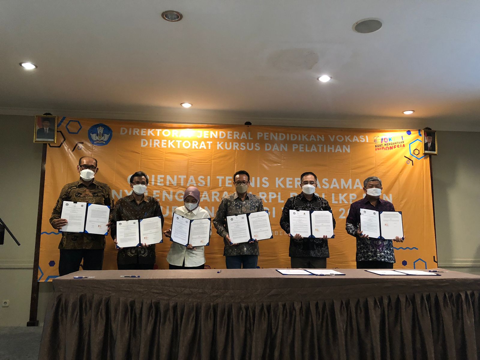 Empat Lima: Solusi Pendidikan yang Menginspirasi di Kesugihan